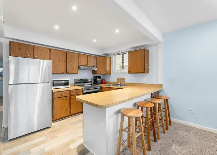 Lighthouse Village 311 Apartment